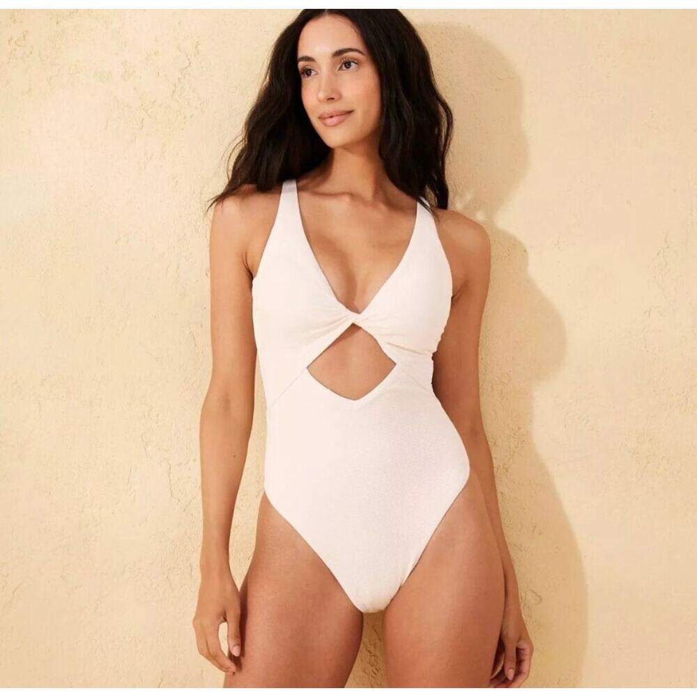 ✨2/$30✨ NWT Shade & Shore Cutout Twist Front One Piece Swimsuit Large Cream